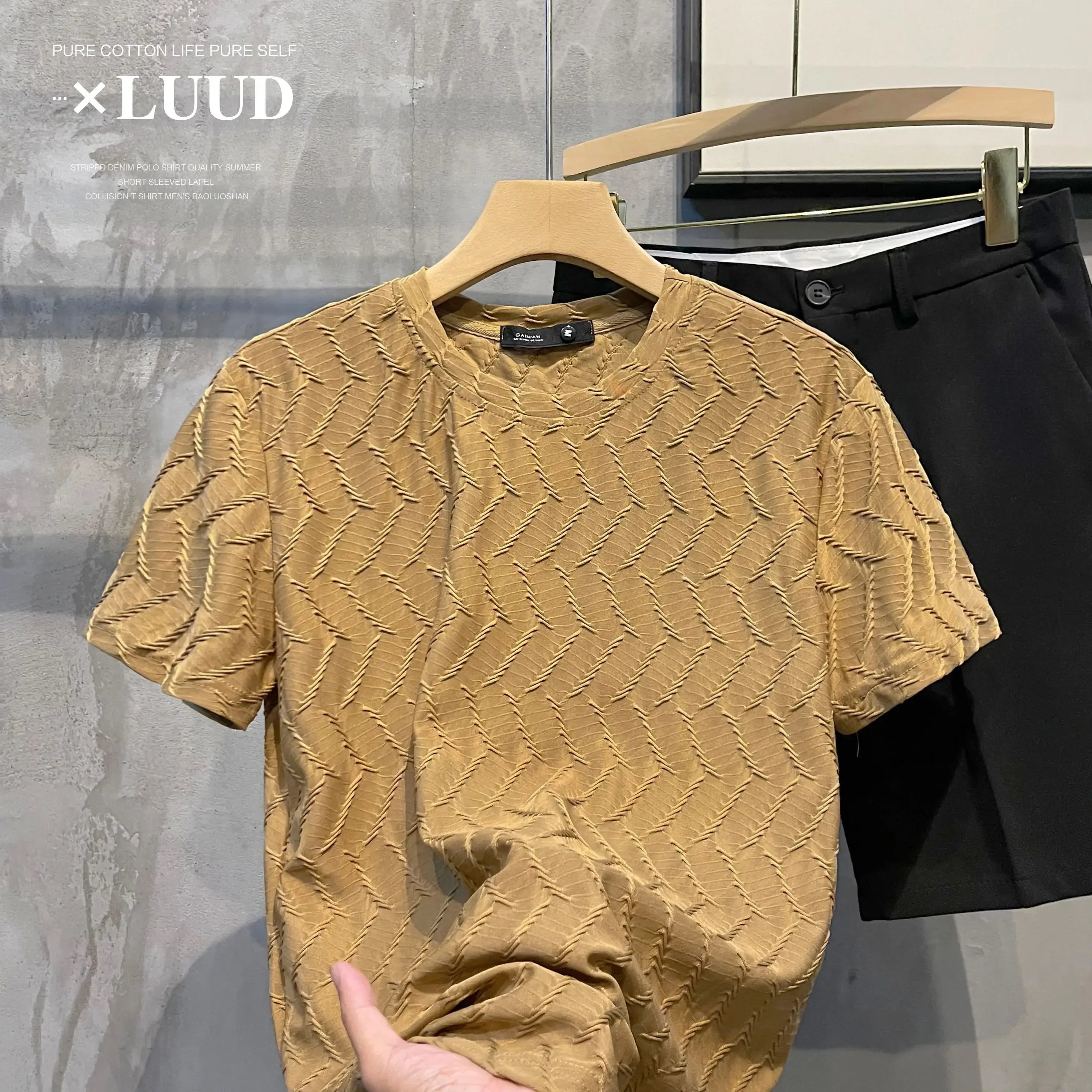 T-shirt décontracté confortable et respirant pour hommes