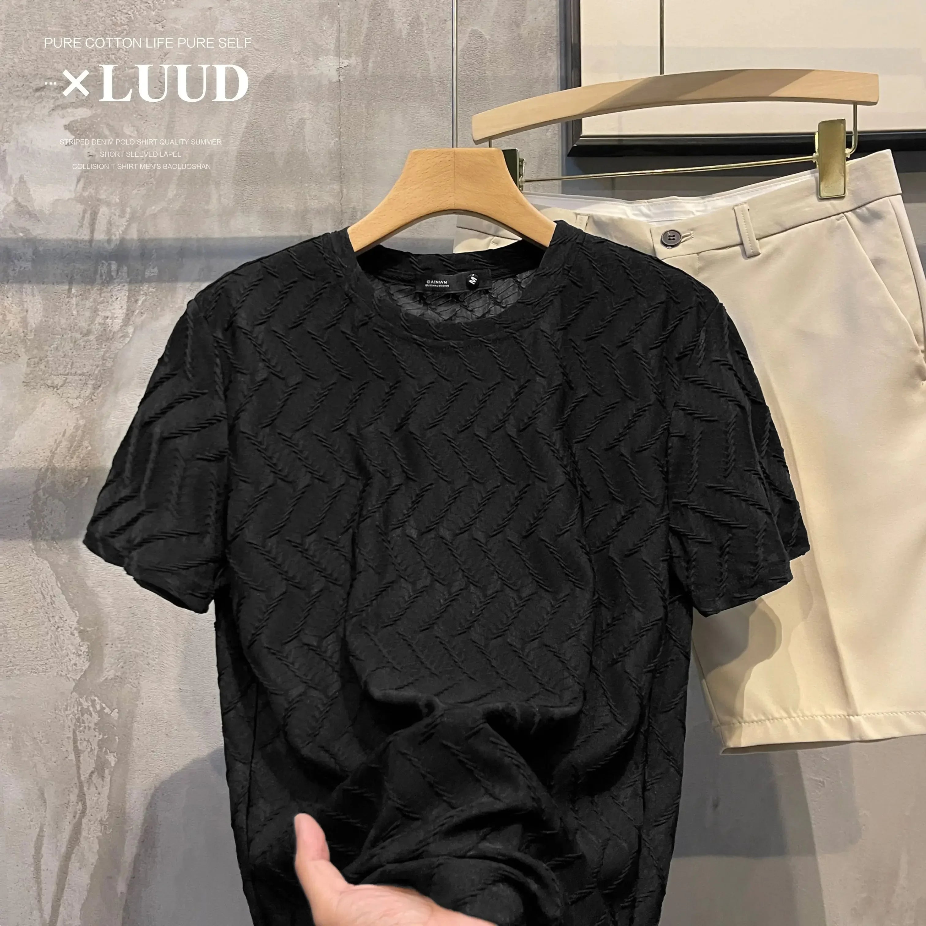 T-shirt décontracté confortable et respirant pour hommes