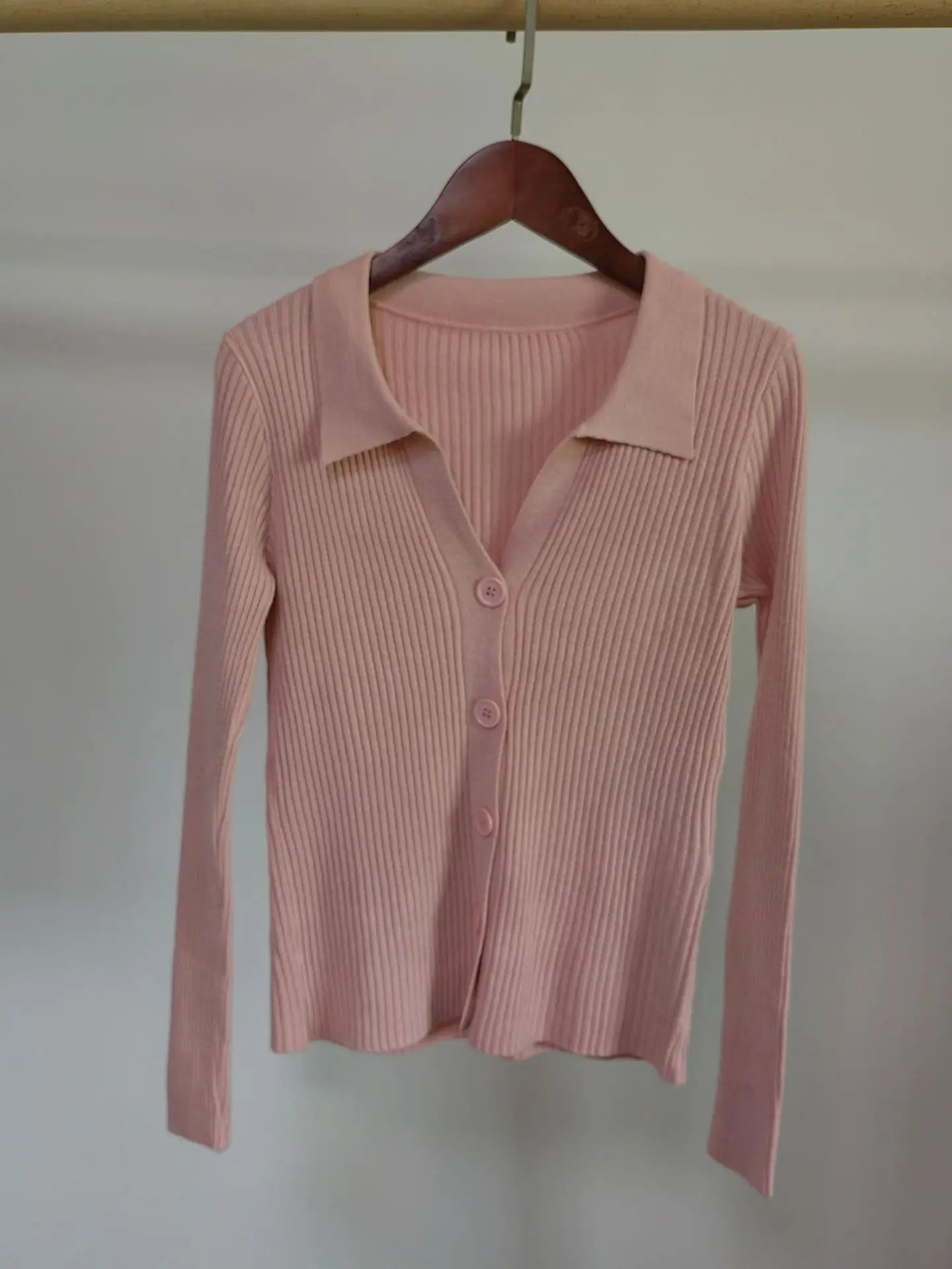 Cardigan Slim à Col V avec Boutons