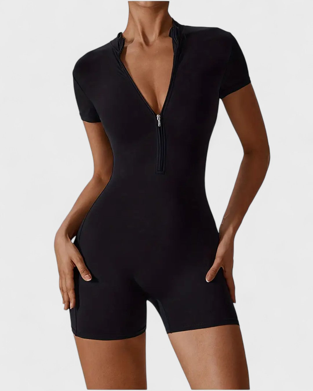 Combinaison de sport avec fermeture éclair