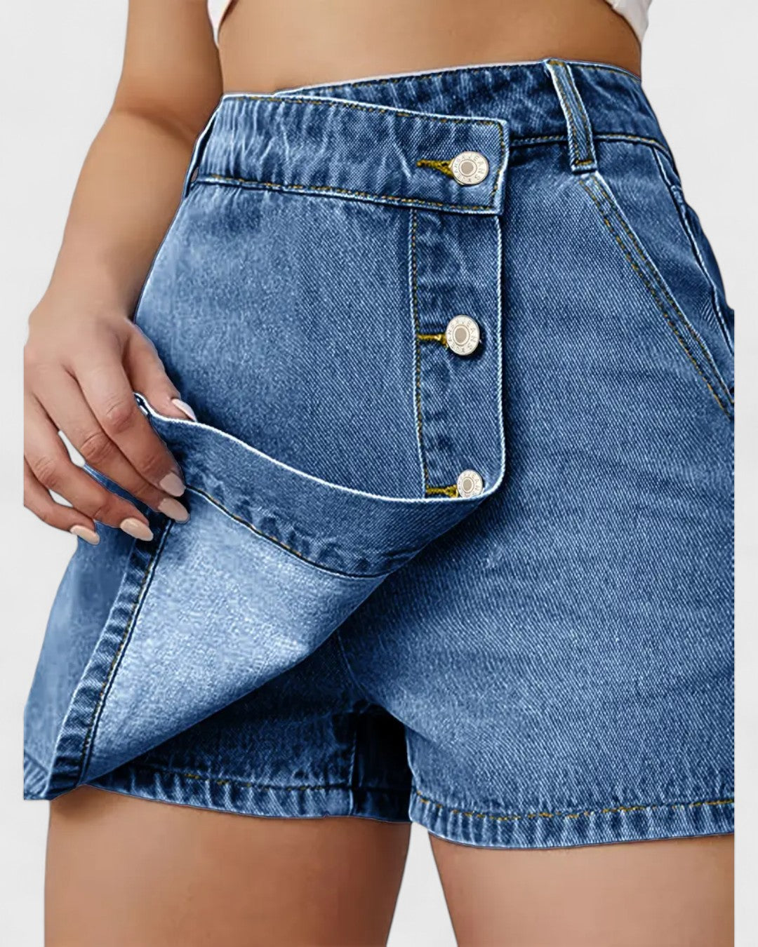 Short en jean asymétrique pour femme