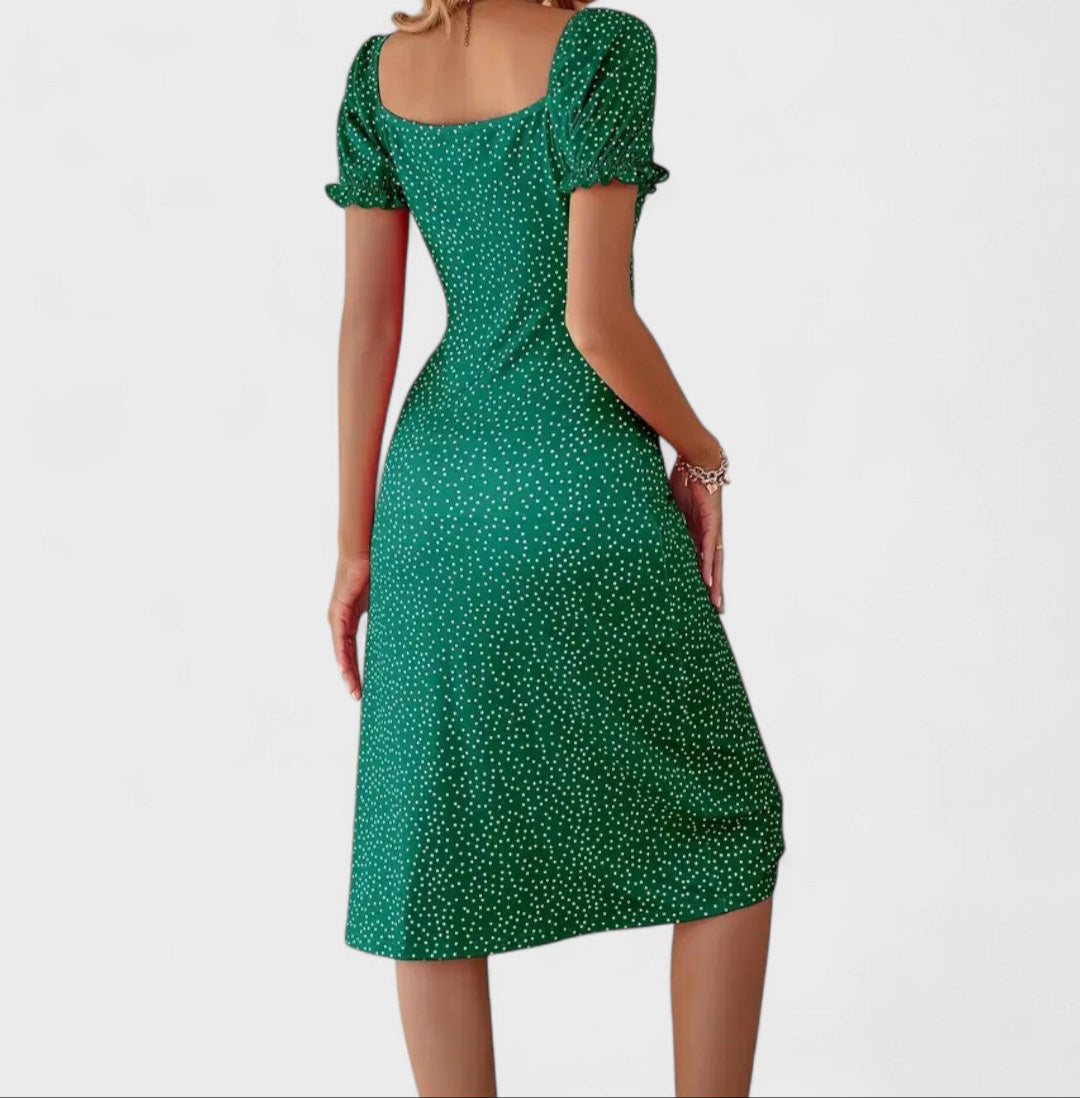 Robe midi à pois avec fente et manches bouffantes