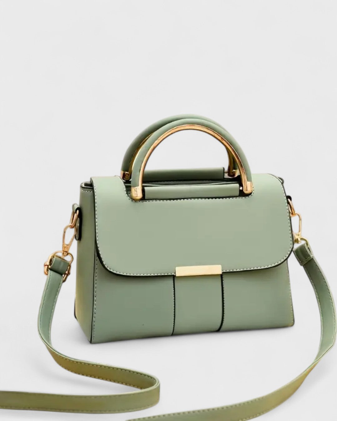 Sac à main raffiné avec poignée dorée