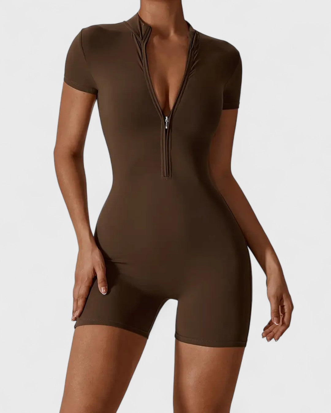 Combinaison de sport avec fermeture éclair