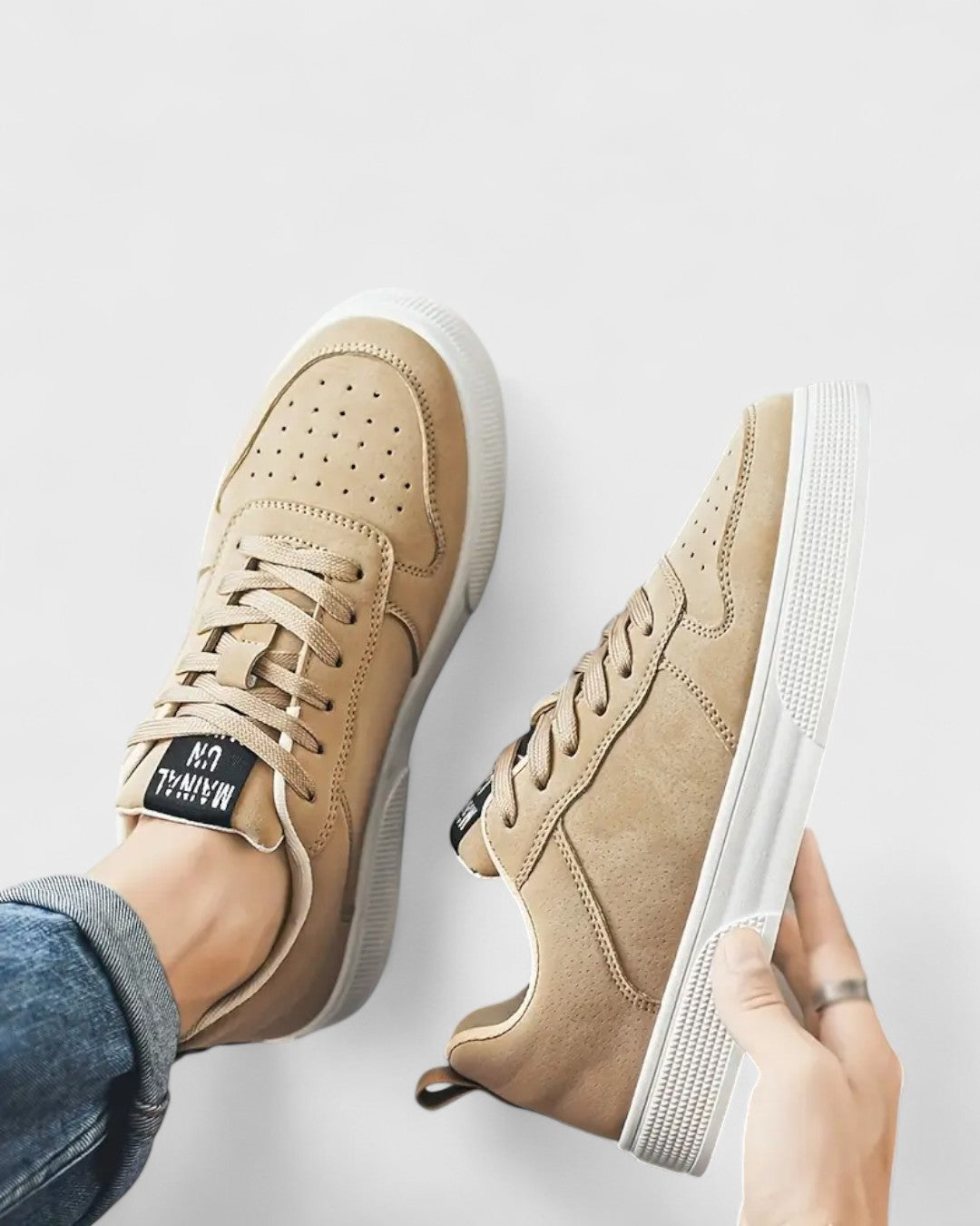 Baskets basses homme en suédine