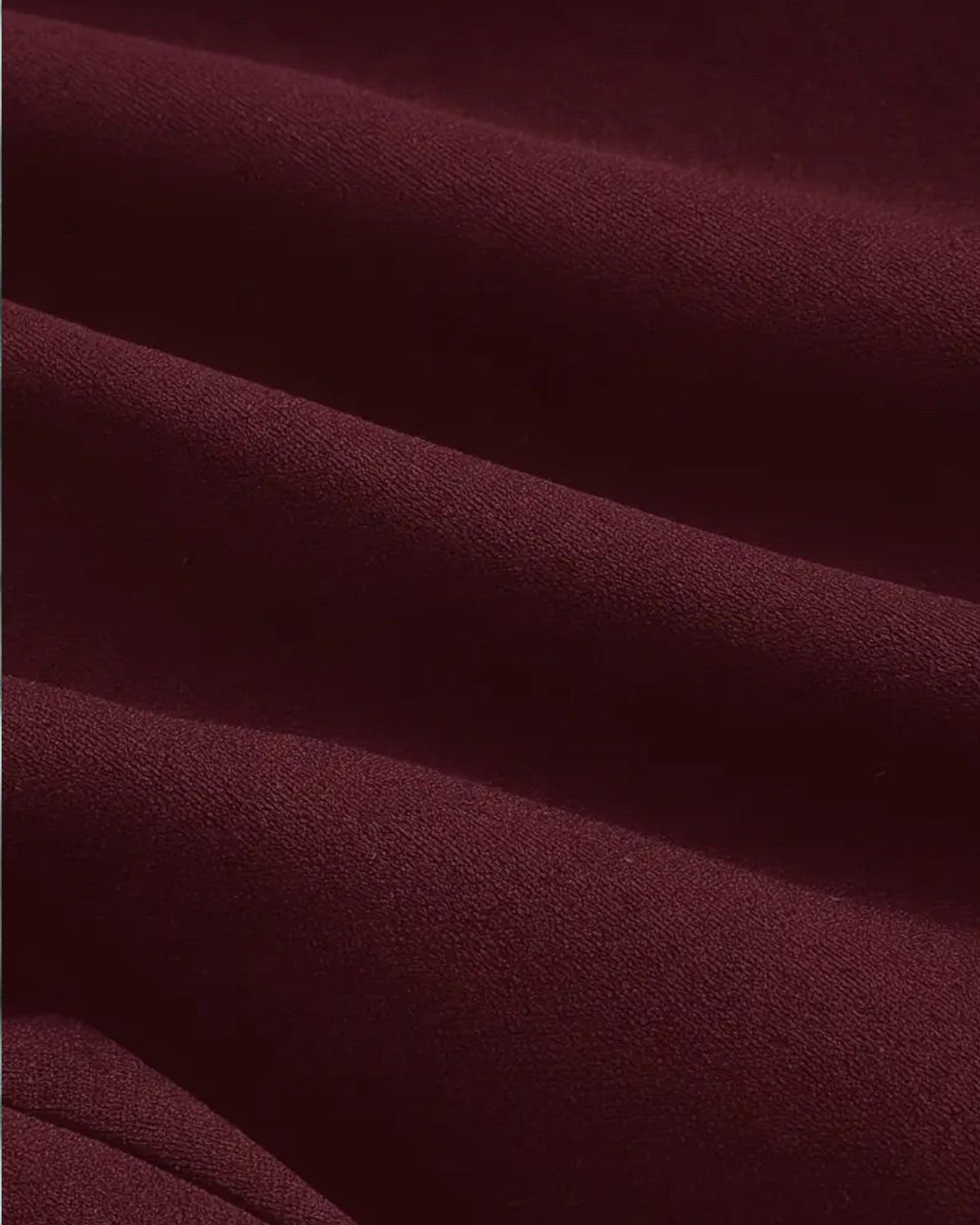 Robe midi à perles fines et bretelles croisées