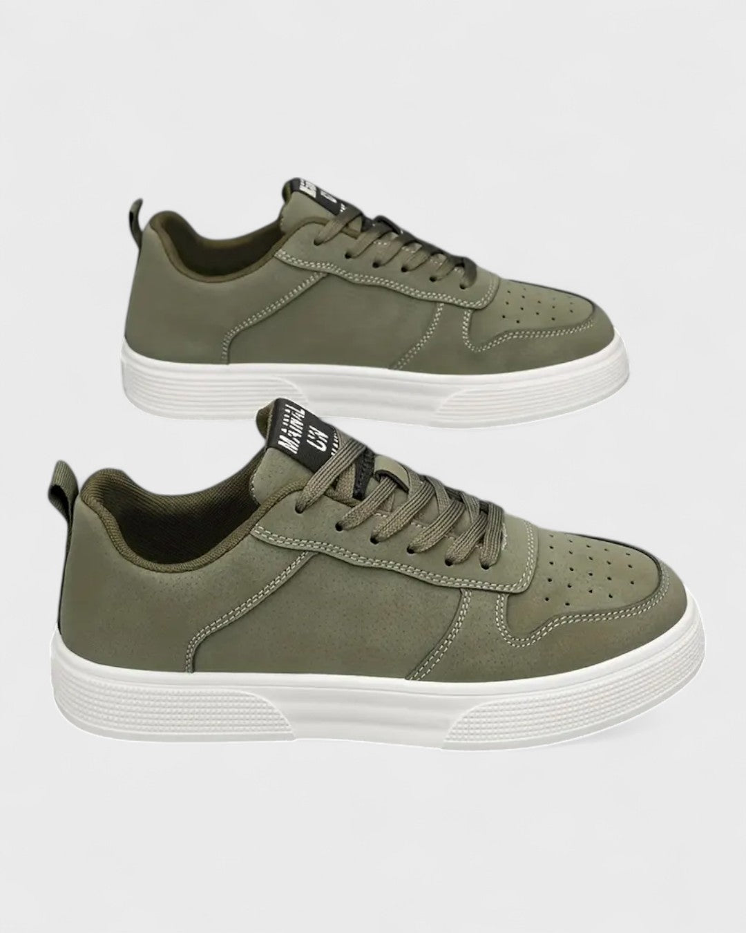 Baskets basses homme en suédine