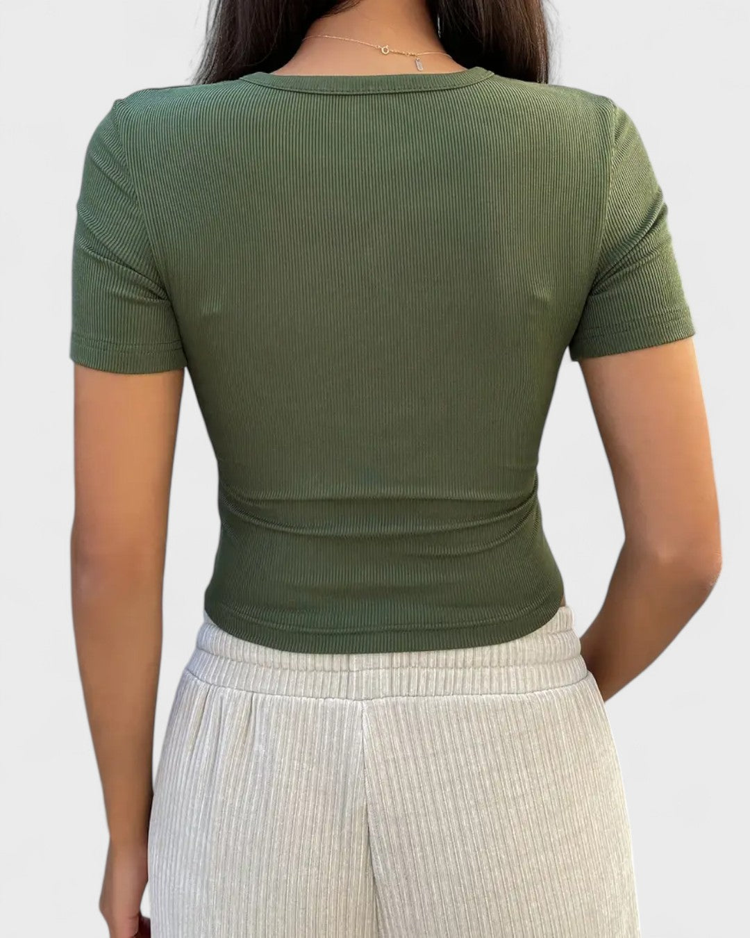 Crop top asymétrique à découpe