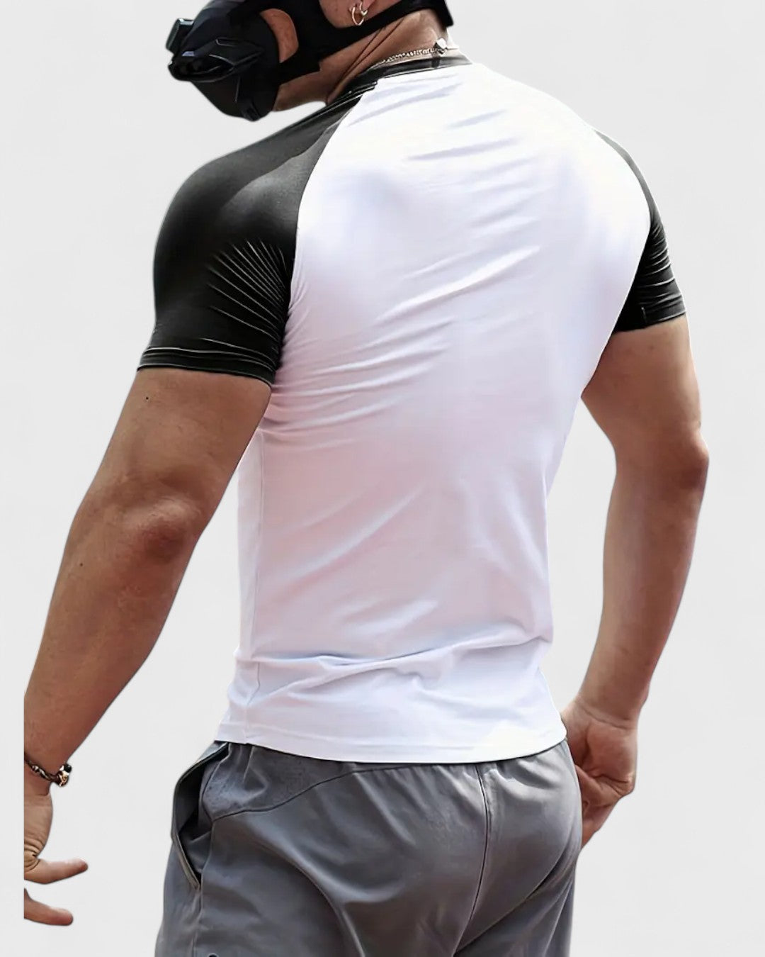 T-shirt de sport pour homme en tissu à séchage rapide