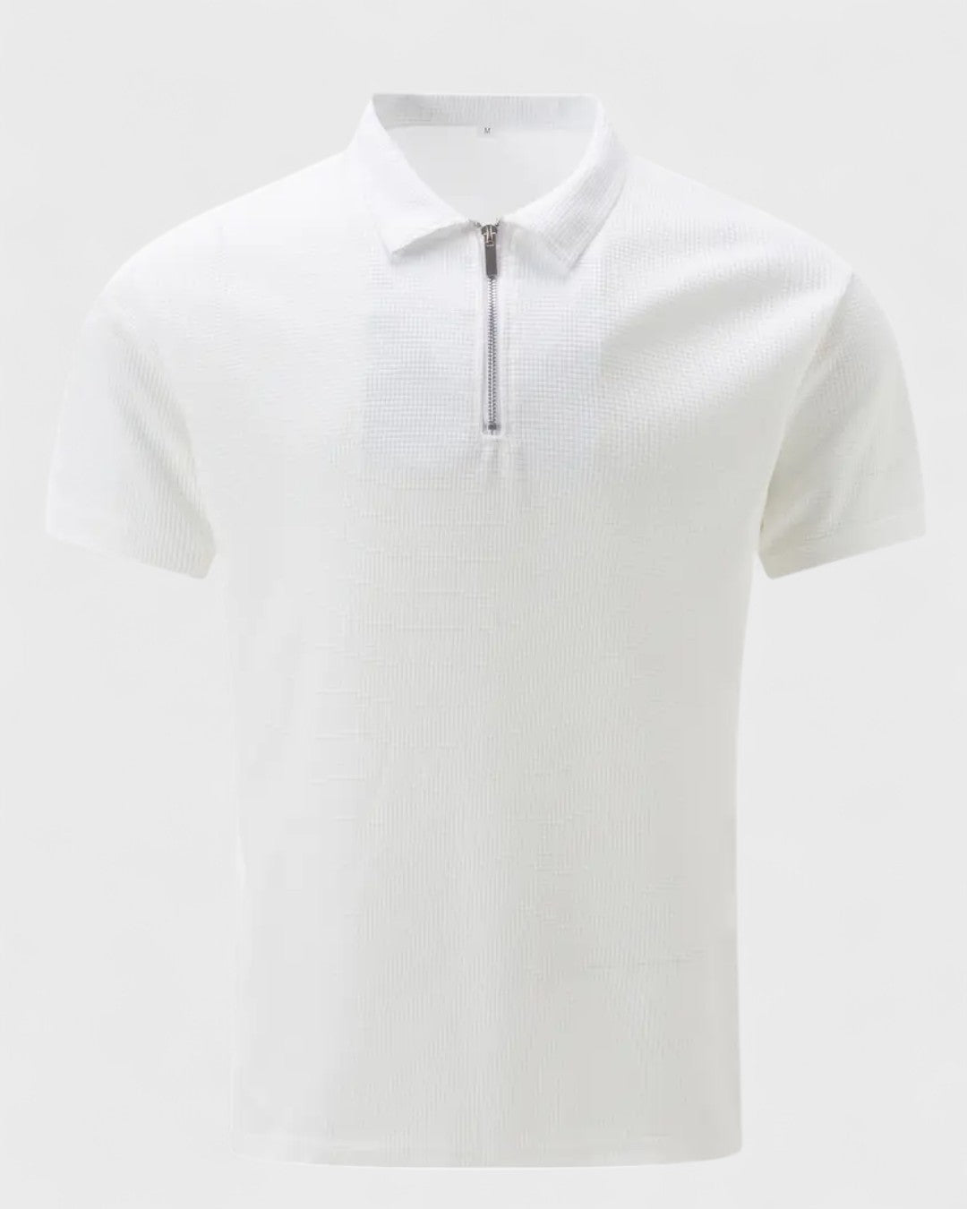 Polo zippé à col structuré