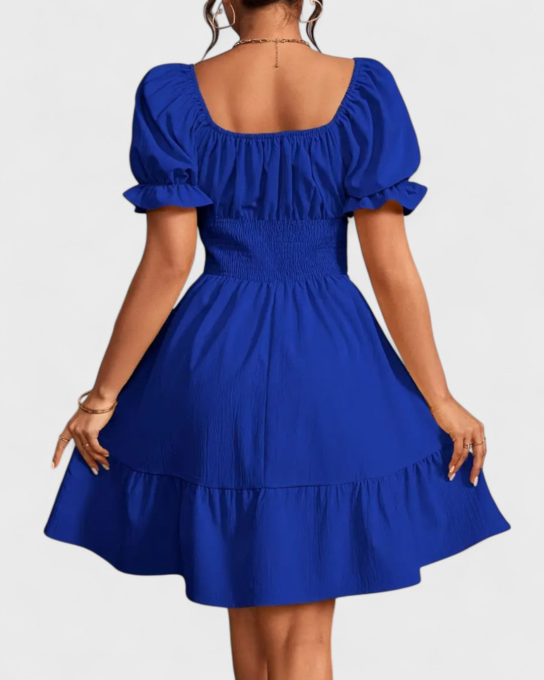 Robe d'été unie à manches bouffantes et ourlet volanté