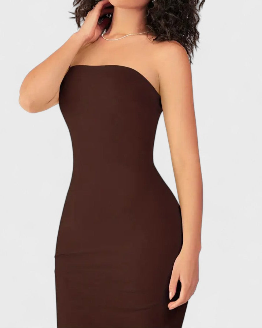 Robe fourreau dos nu sans bretelles