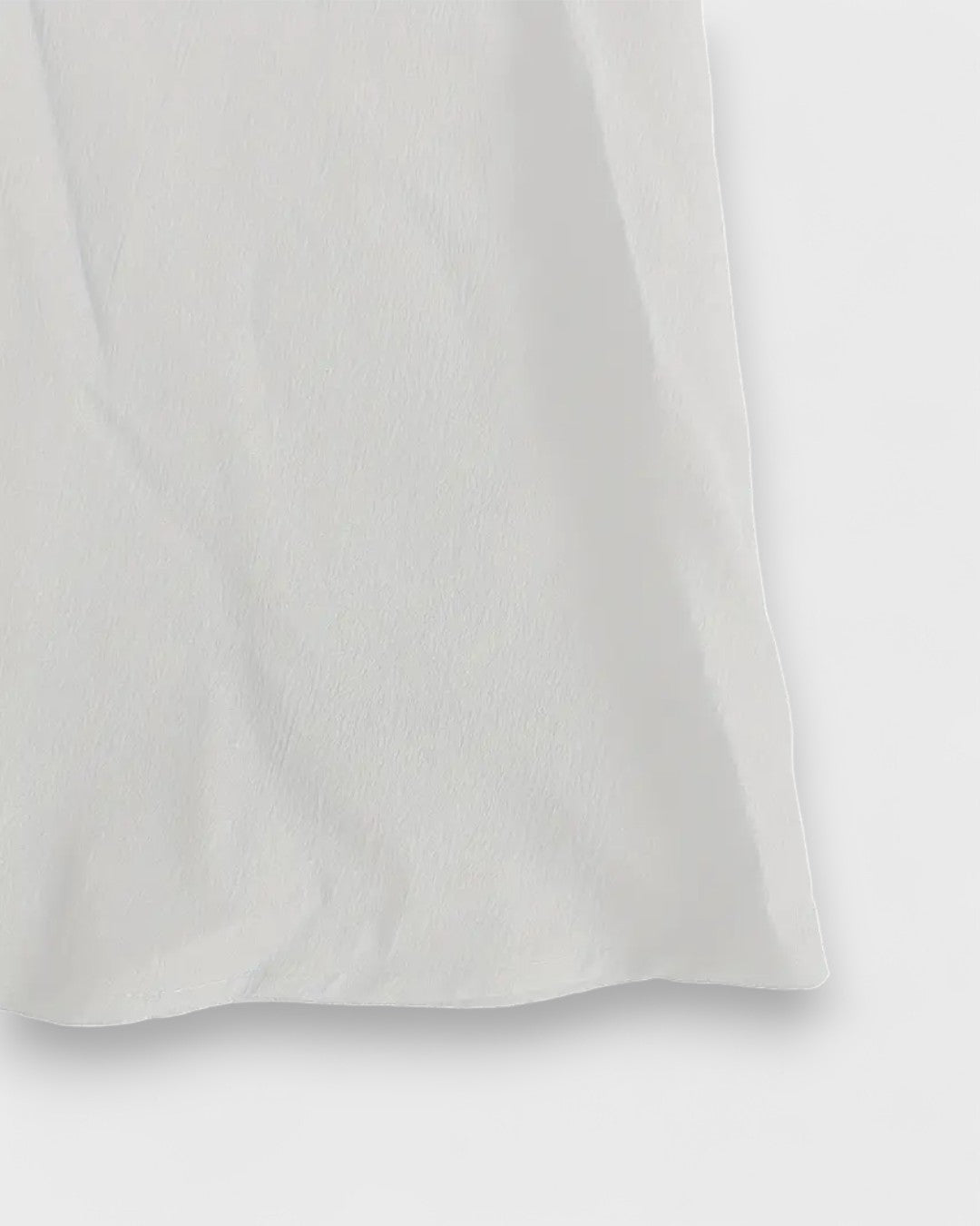 Robe midi à manches bouffantes et laçage corset