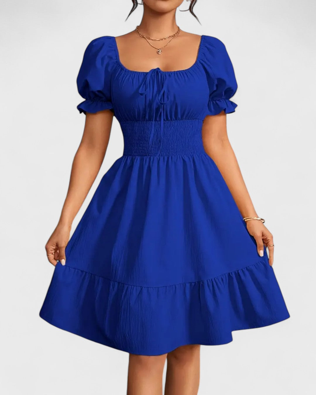 Robe d'été unie à manches bouffantes et ourlet volanté