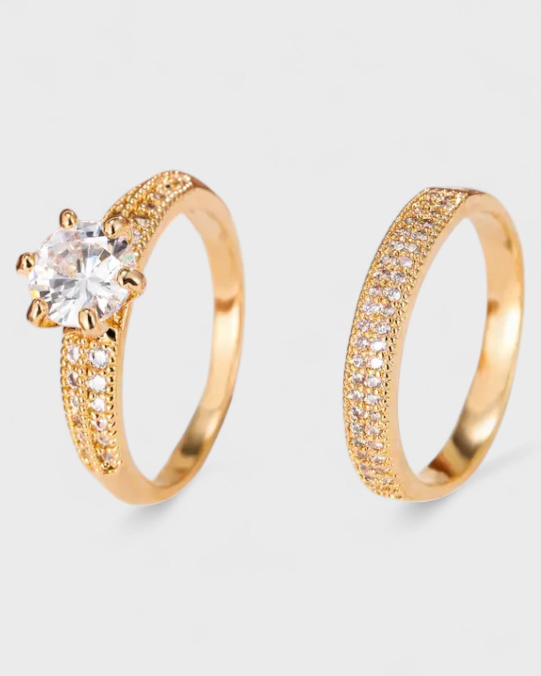 Duo de bagues plaquées or 18K et zircon