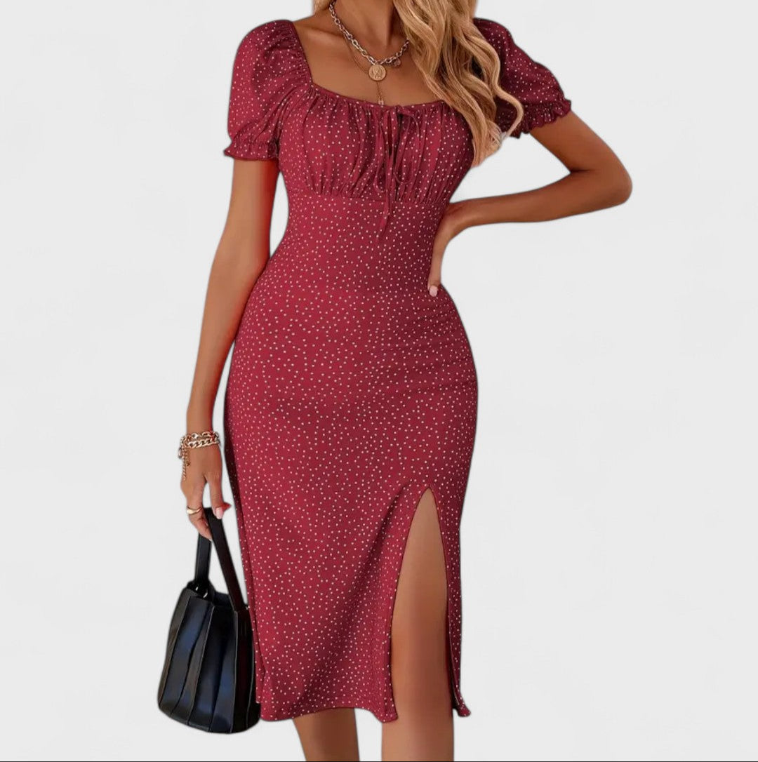 Robe midi à pois avec fente et manches bouffantes