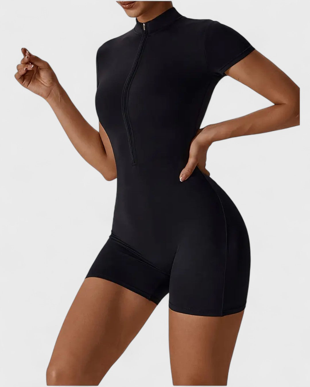 Combinaison de sport avec fermeture éclair