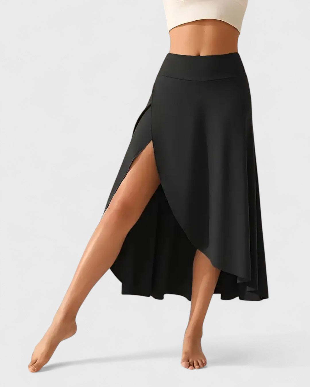 Jupe drapée à fente asymétrique