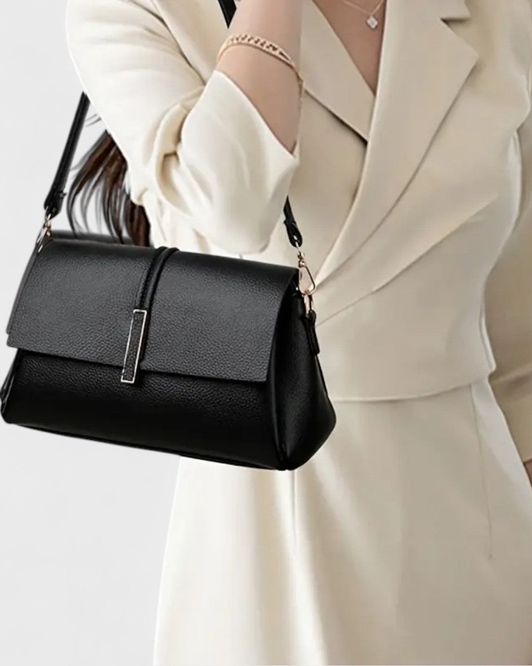 Sac bandoulière classique avec fermeture magnétique