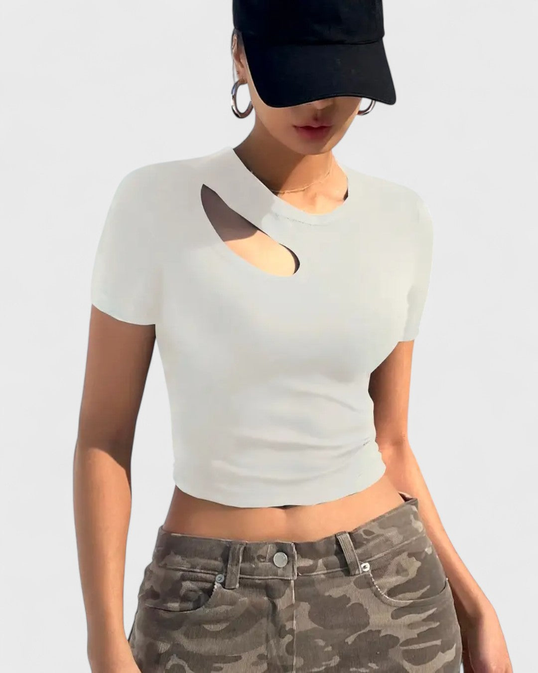 Crop top asymétrique à découpe