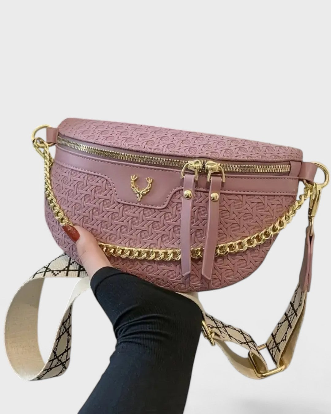 Sac banane texturé avec chaîne dorée