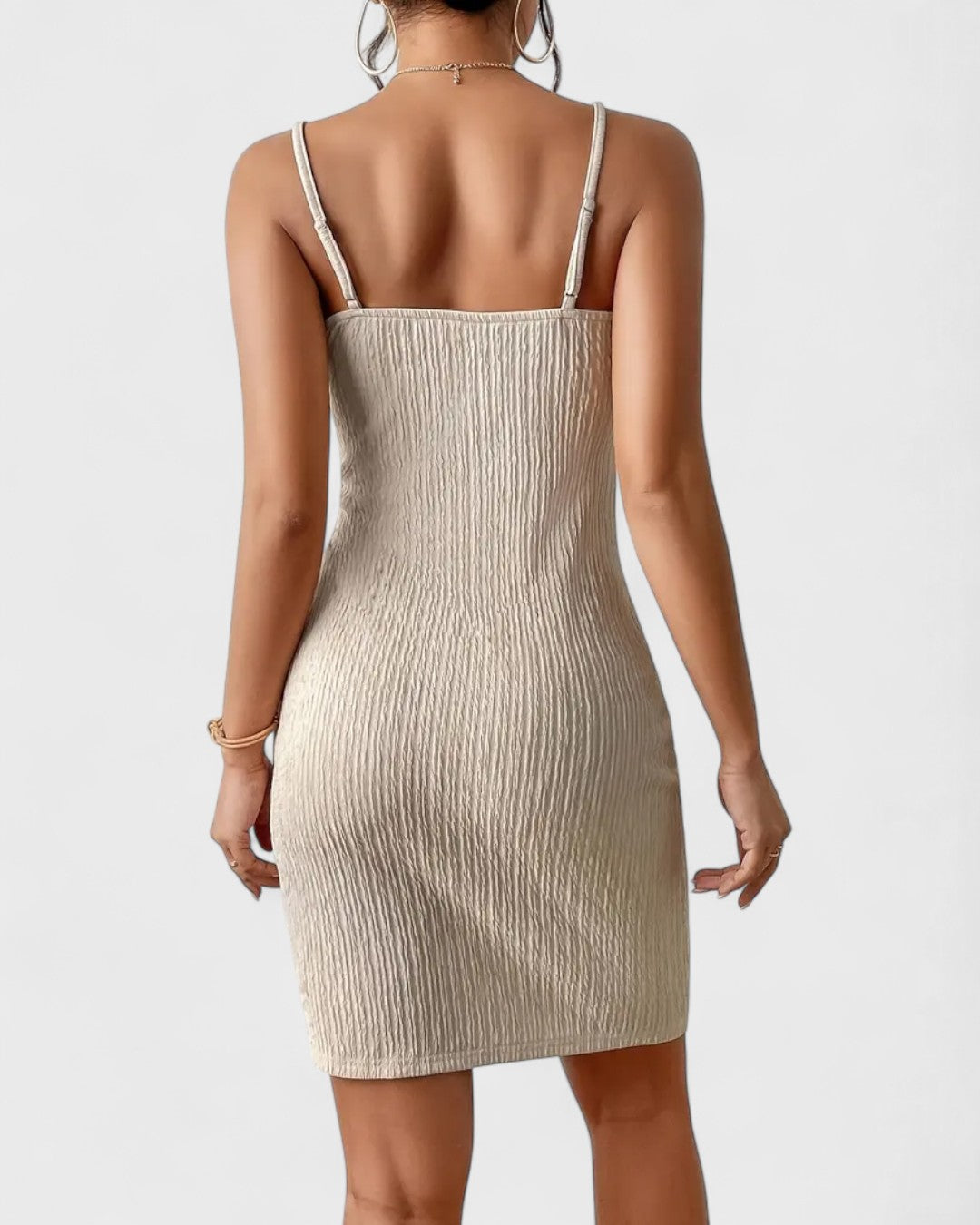 Robe portefeuille côtelée à fines bretelles