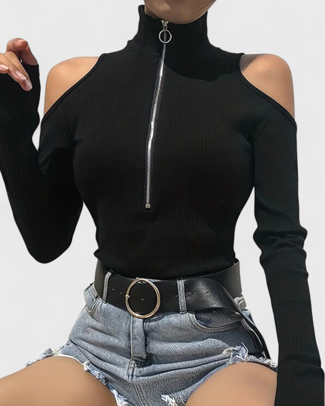 Haut épaules dénudées à col montant et zip