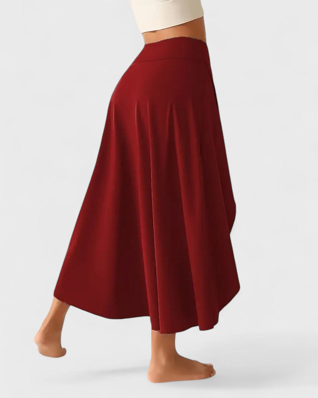 Jupe drapée à fente asymétrique