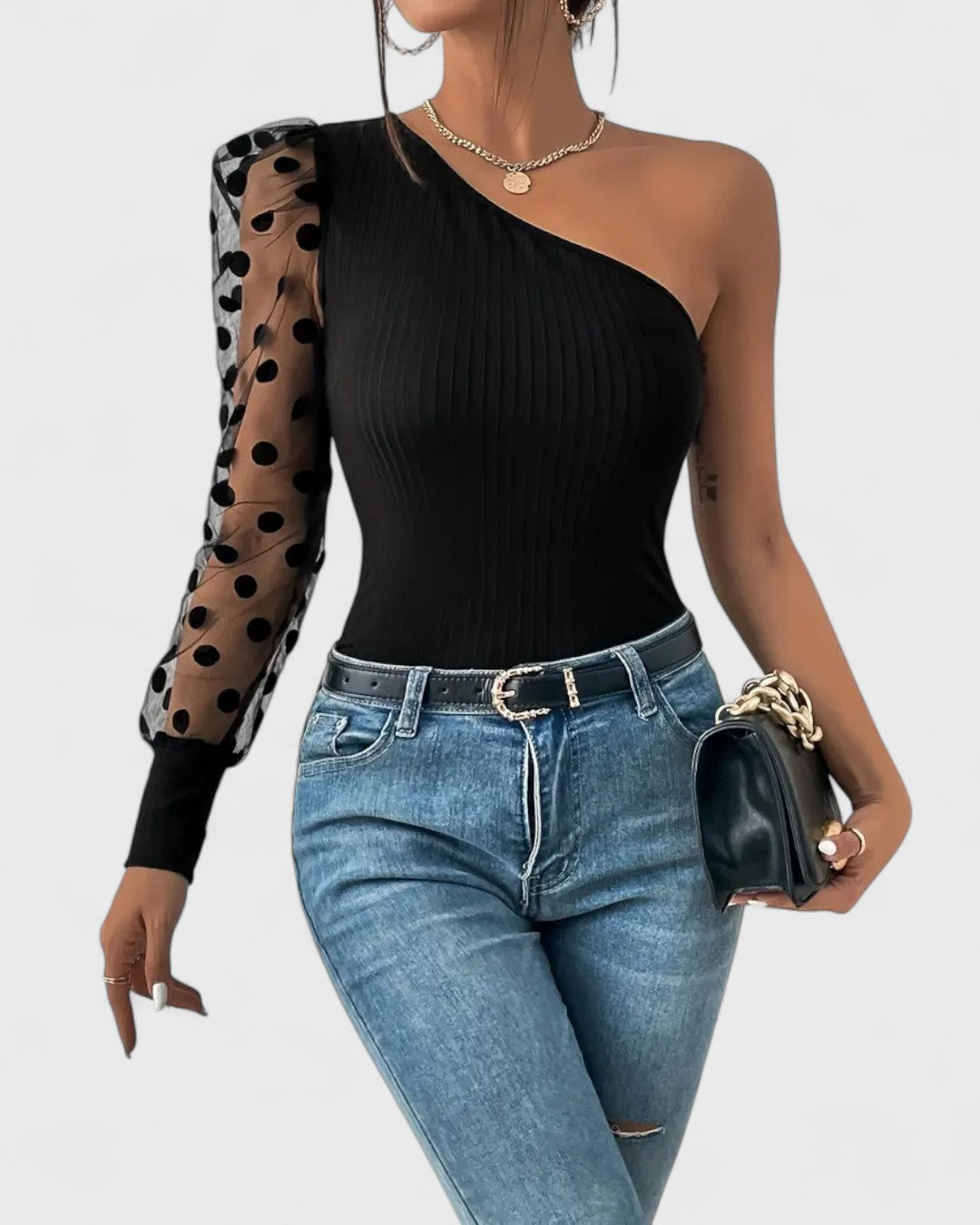 Blouse asymétrique à pois en tulle