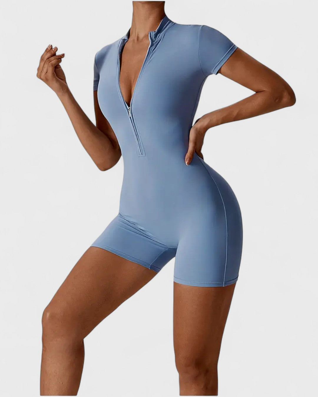 Combinaison de sport avec fermeture éclair