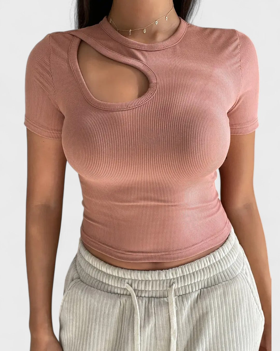 Crop top asymétrique à découpe