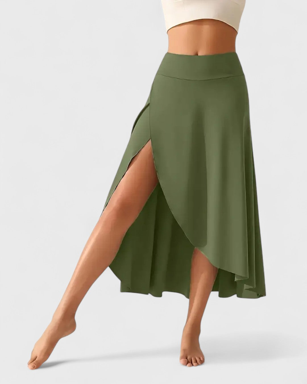 Jupe drapée à fente asymétrique