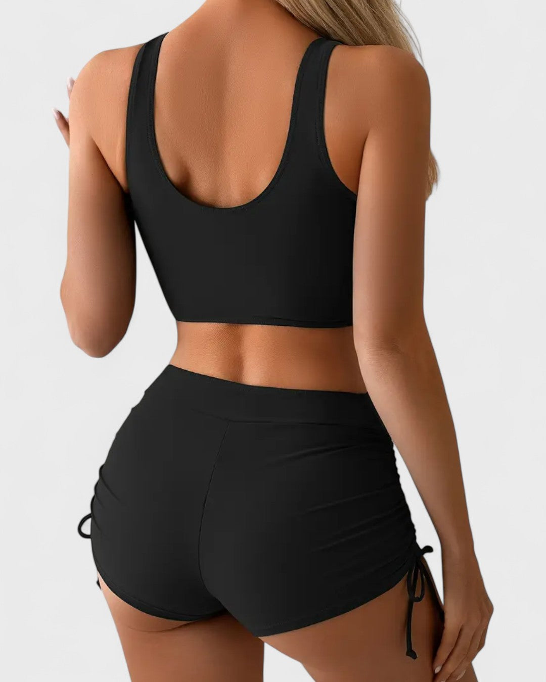Magda | Bikini avec short et haut cache-cœur