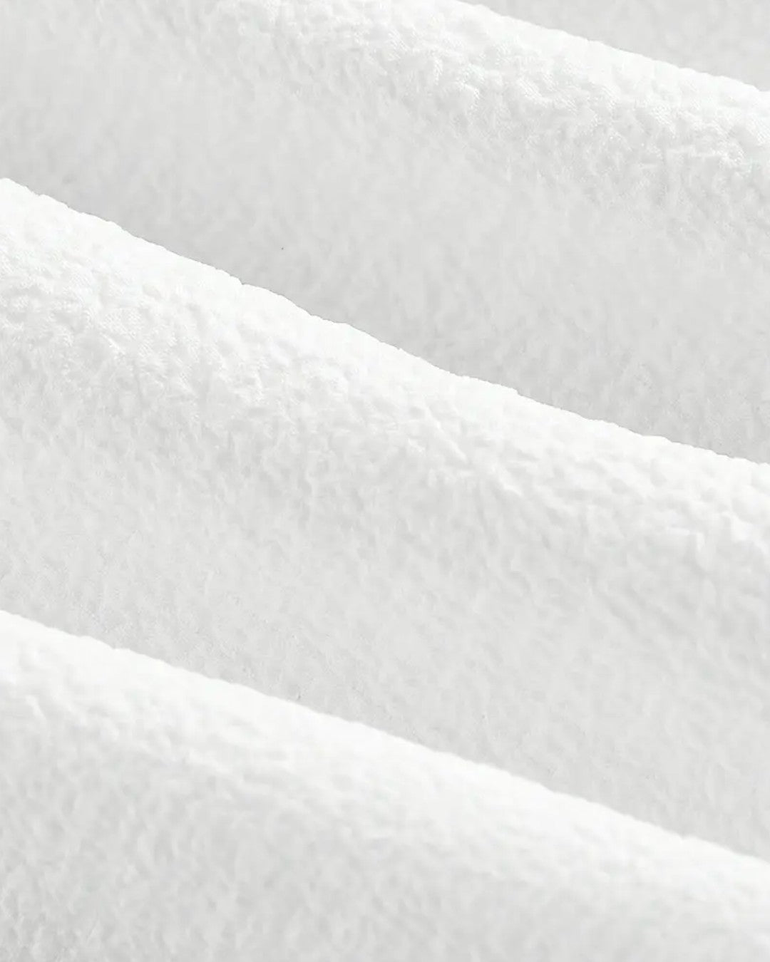 Robe midi épaules dénudées à volants