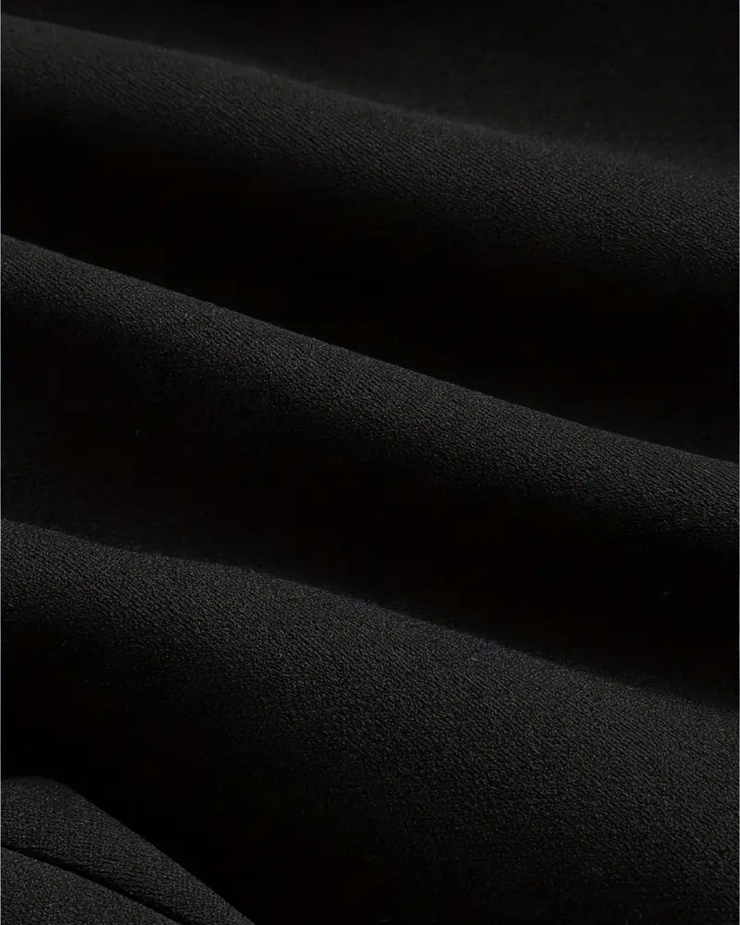 Robe midi à perles fines et bretelles croisées