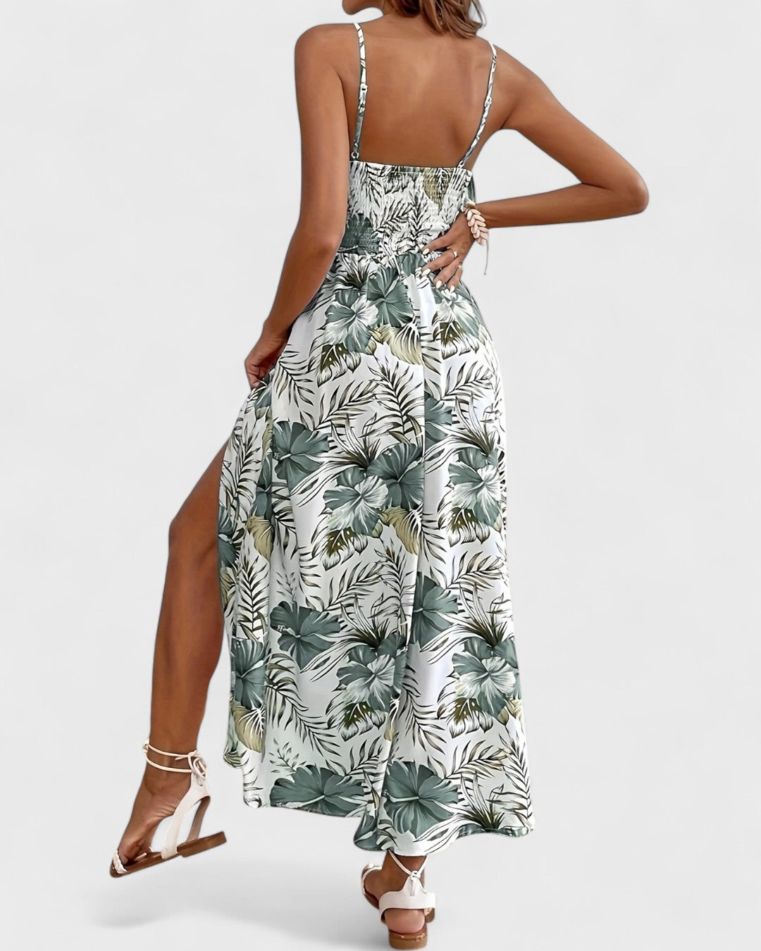Robe longue fluide à fleurs tropicales et taille ajourée