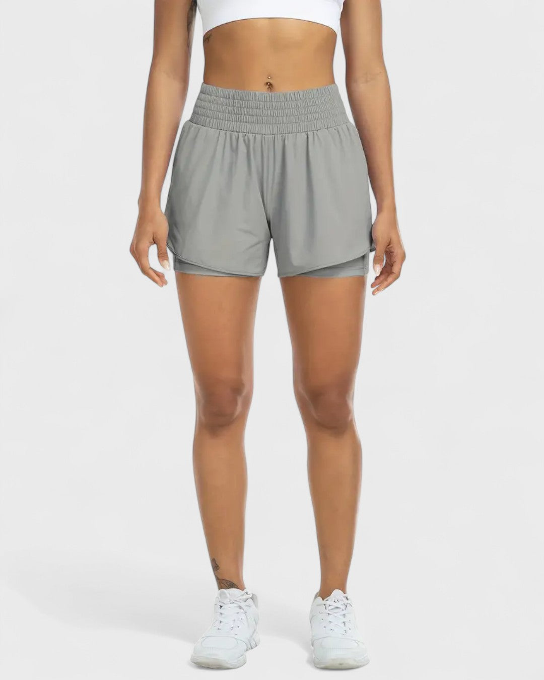 Short taille haute avec poches