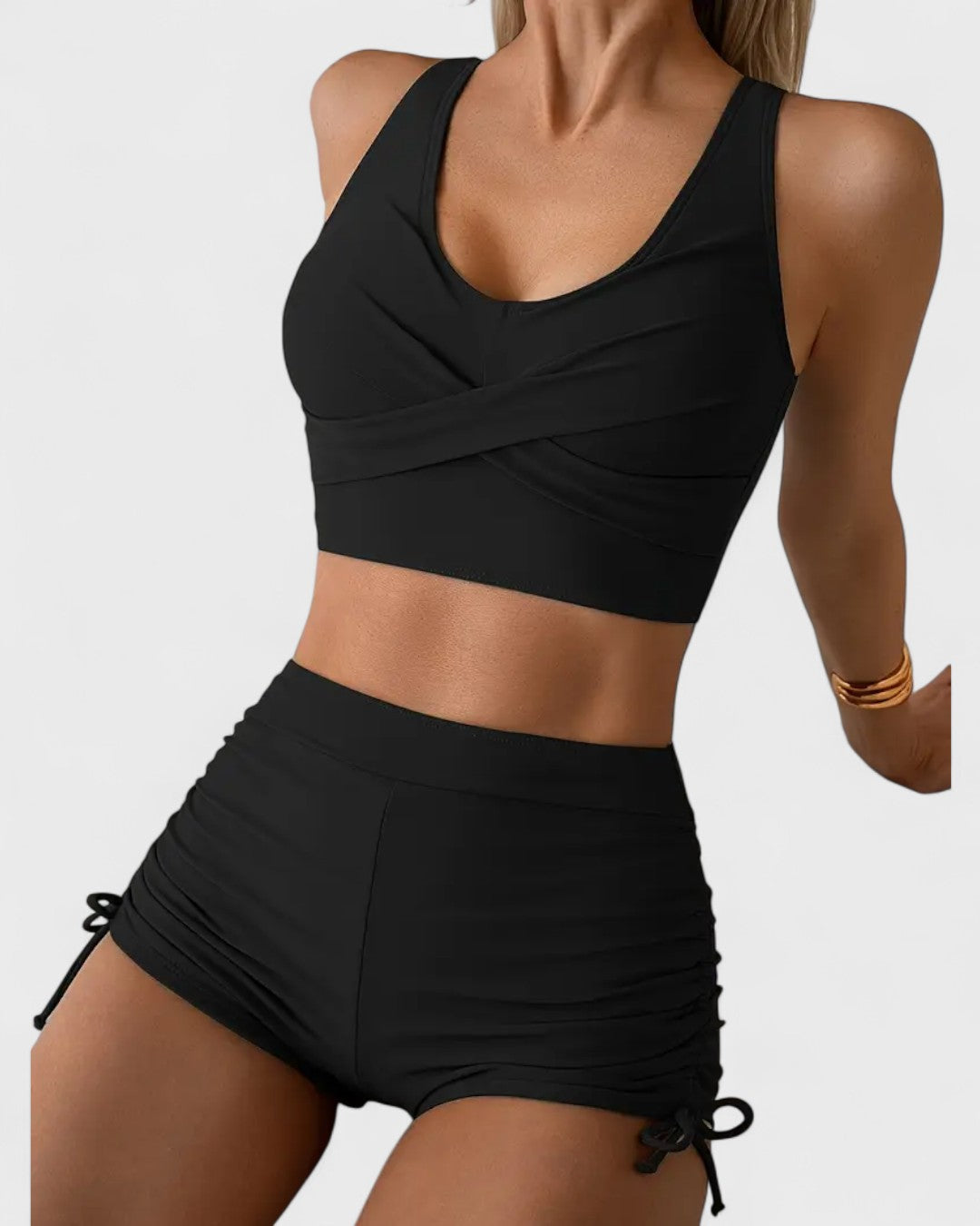 Magda | Bikini avec short et haut cache-cœur