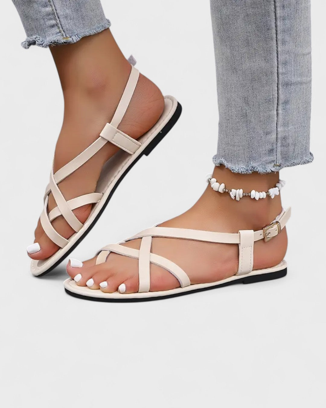 Sandales plates à brides croisées