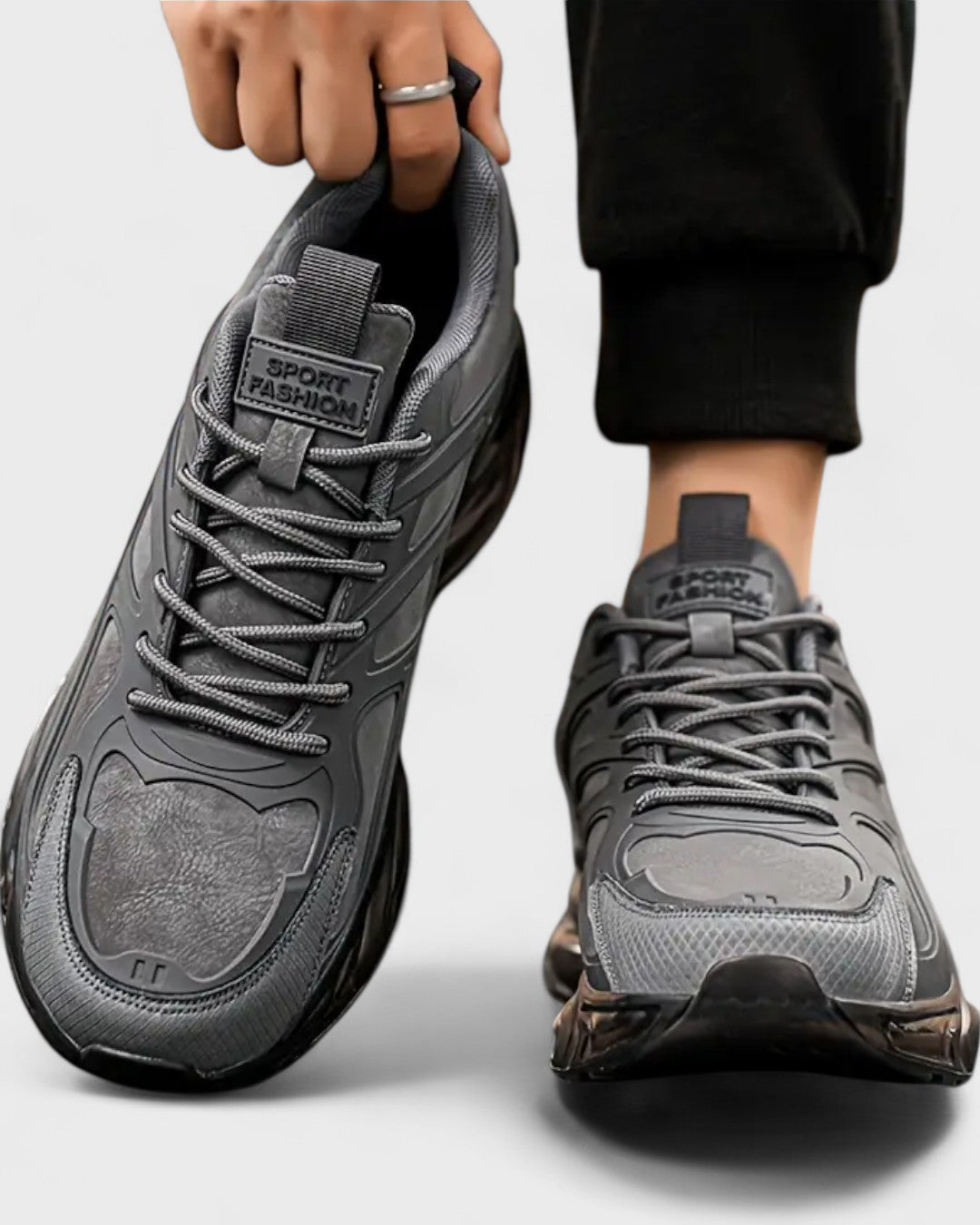 Baskets sportives homme à lacets