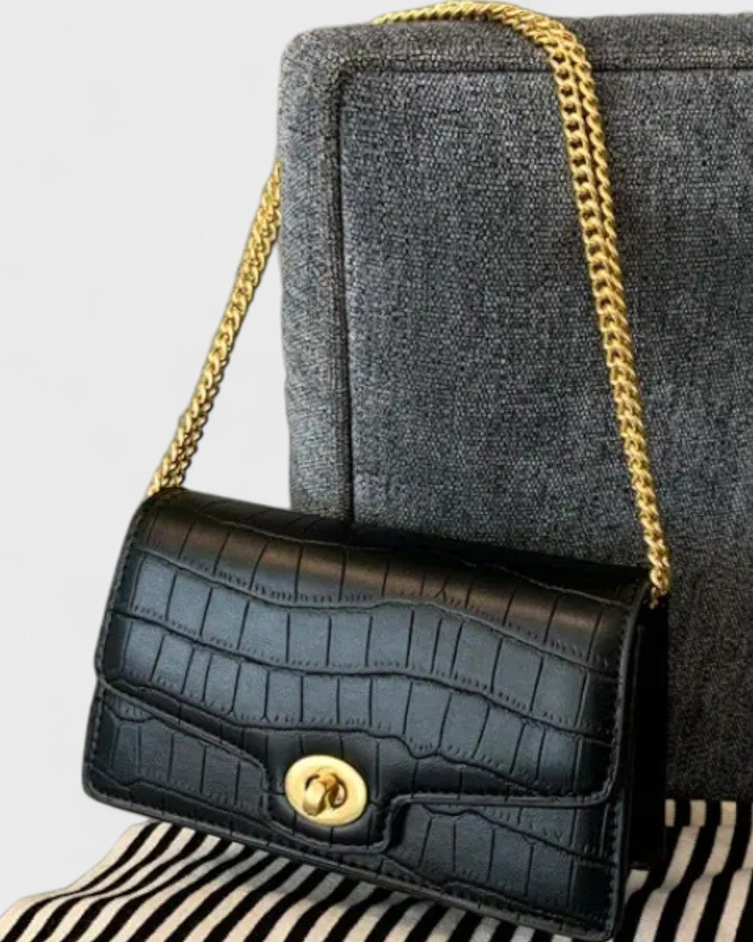 Mini sac bandoulière à chaîne effet croco noir