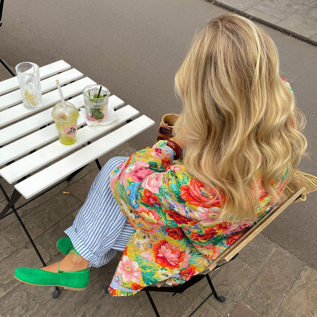 ColorCascade Veste Élégante pour la Saison à Venir