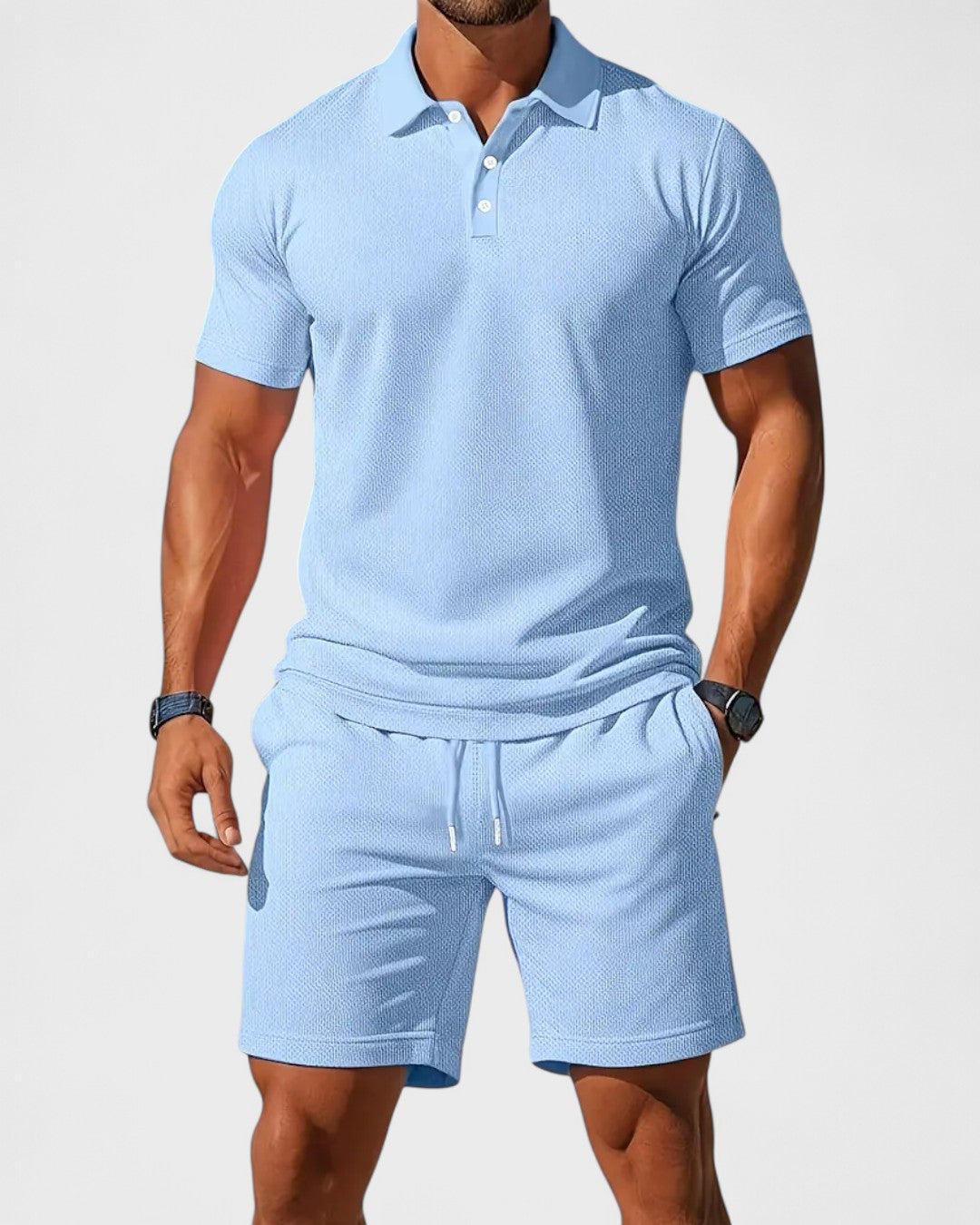 Ensemble polo maille légère et short d’été