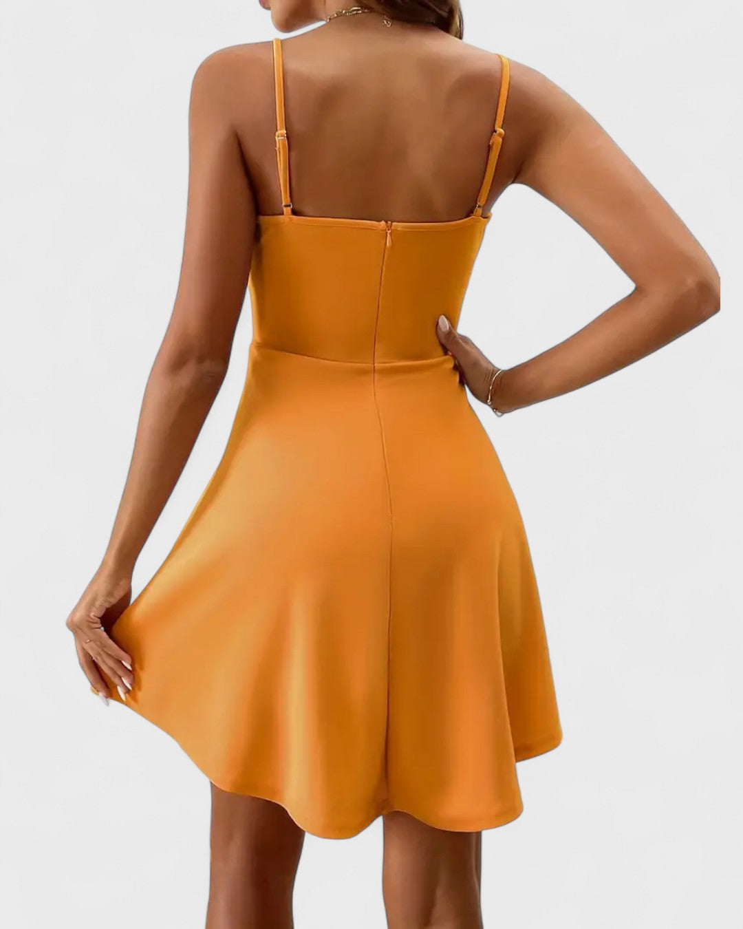 Robe d’été à bretelles évasée