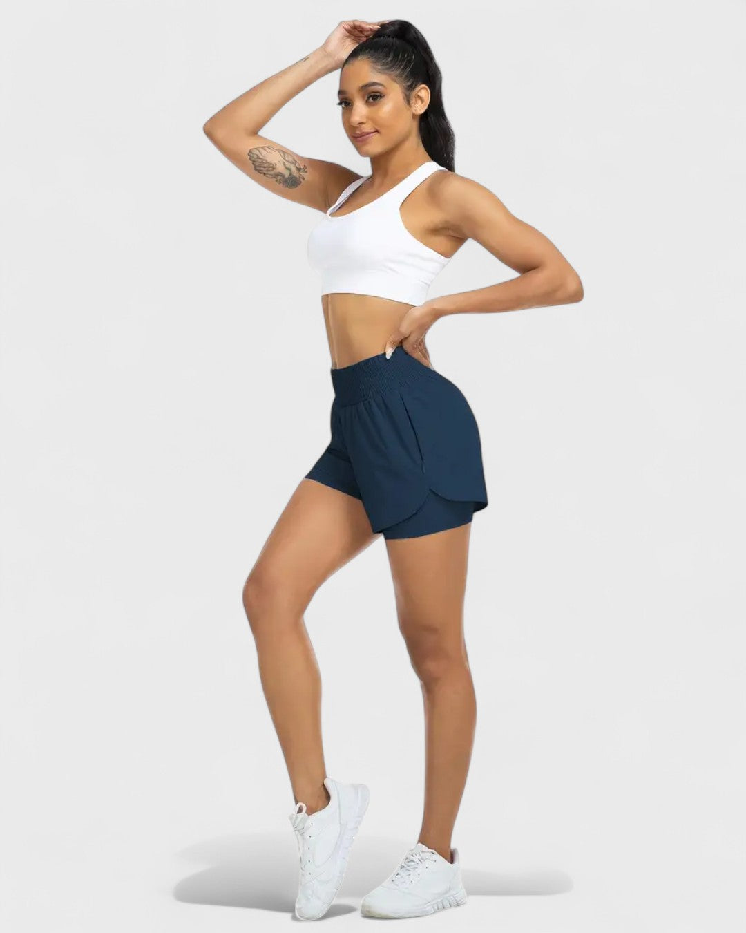 Short taille haute avec poches