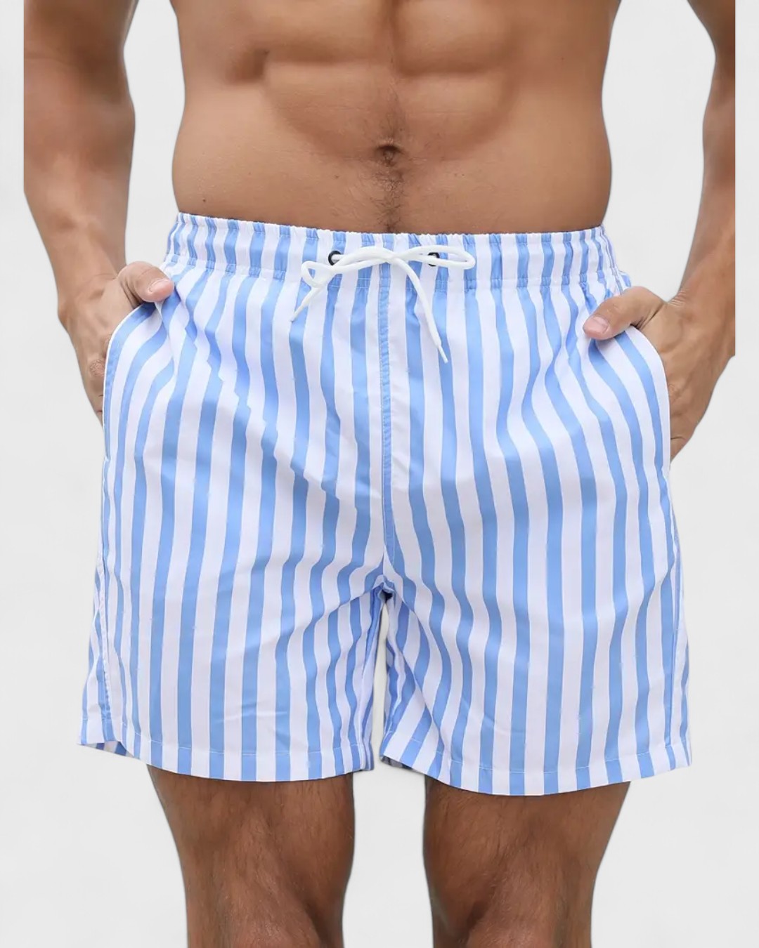 Short de bain rayé bleu et blanc