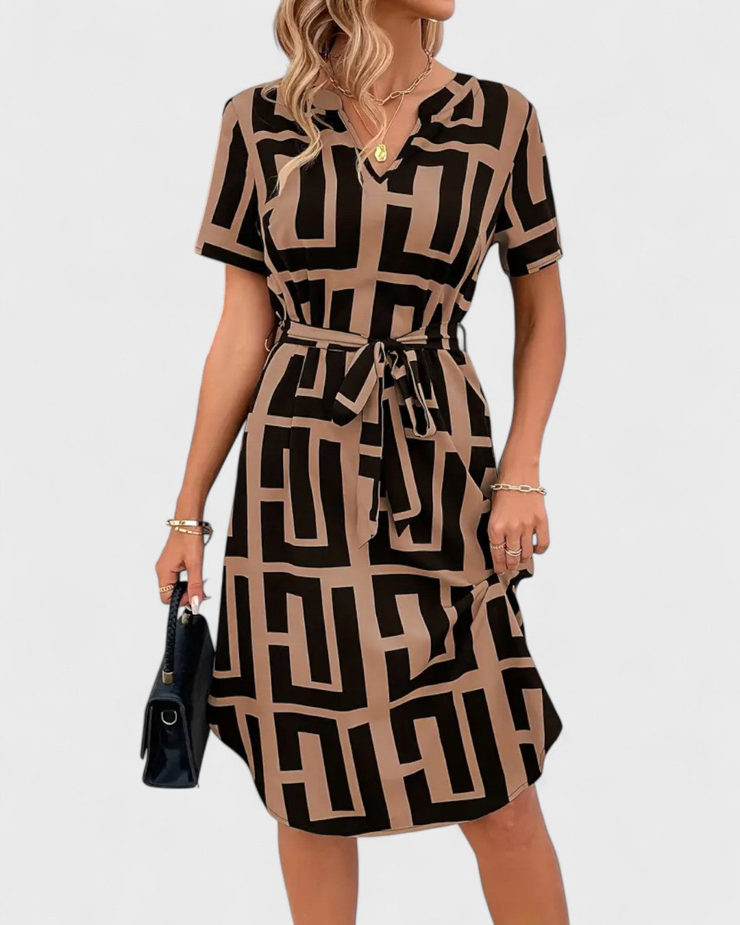 Robe midi imprimée géométrique avec ceinture