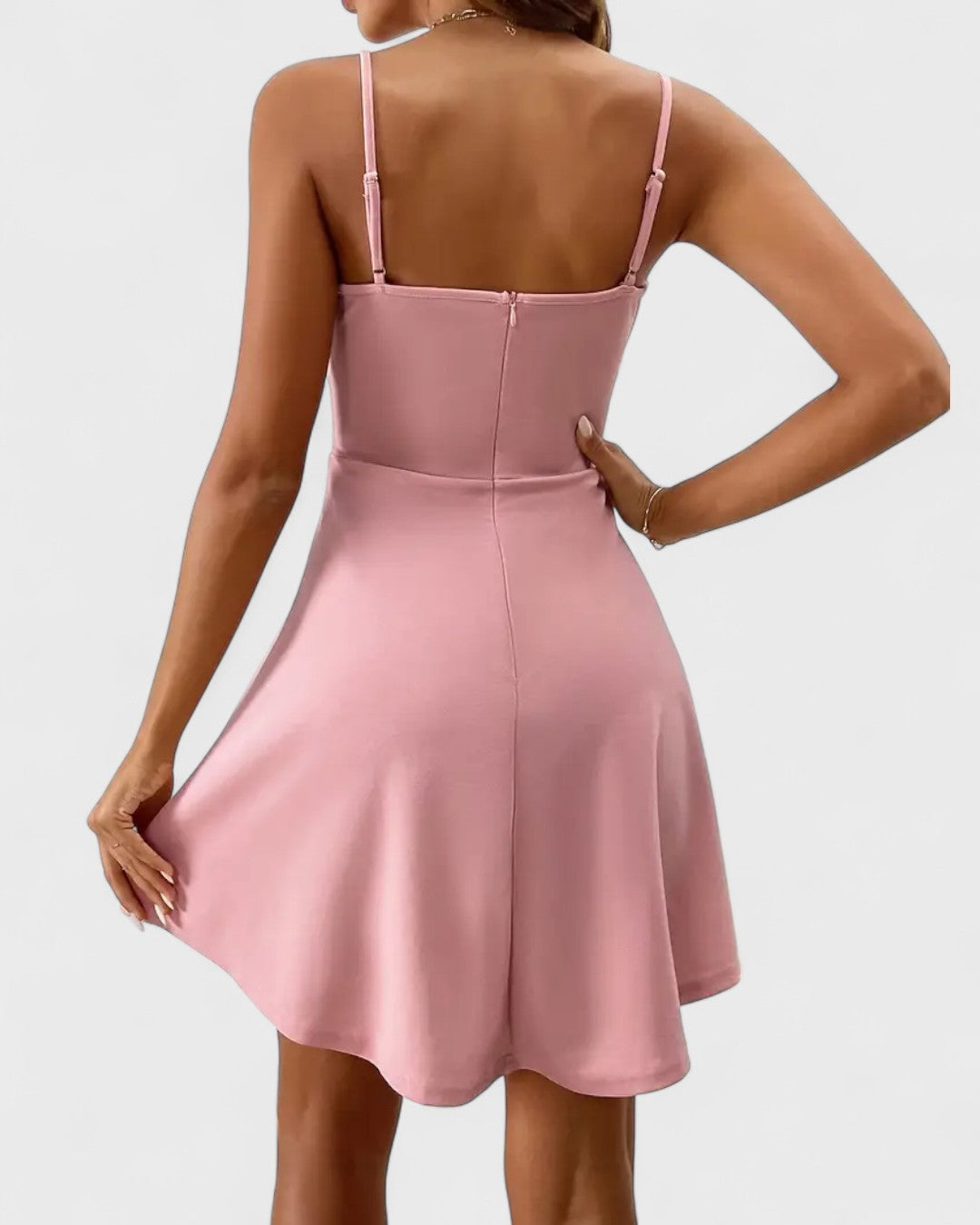 Robe d’été à bretelles évasée