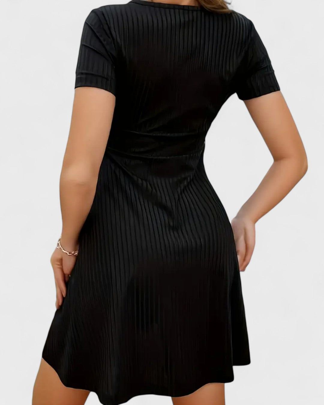 Nathalie | Robe plissée col croisé