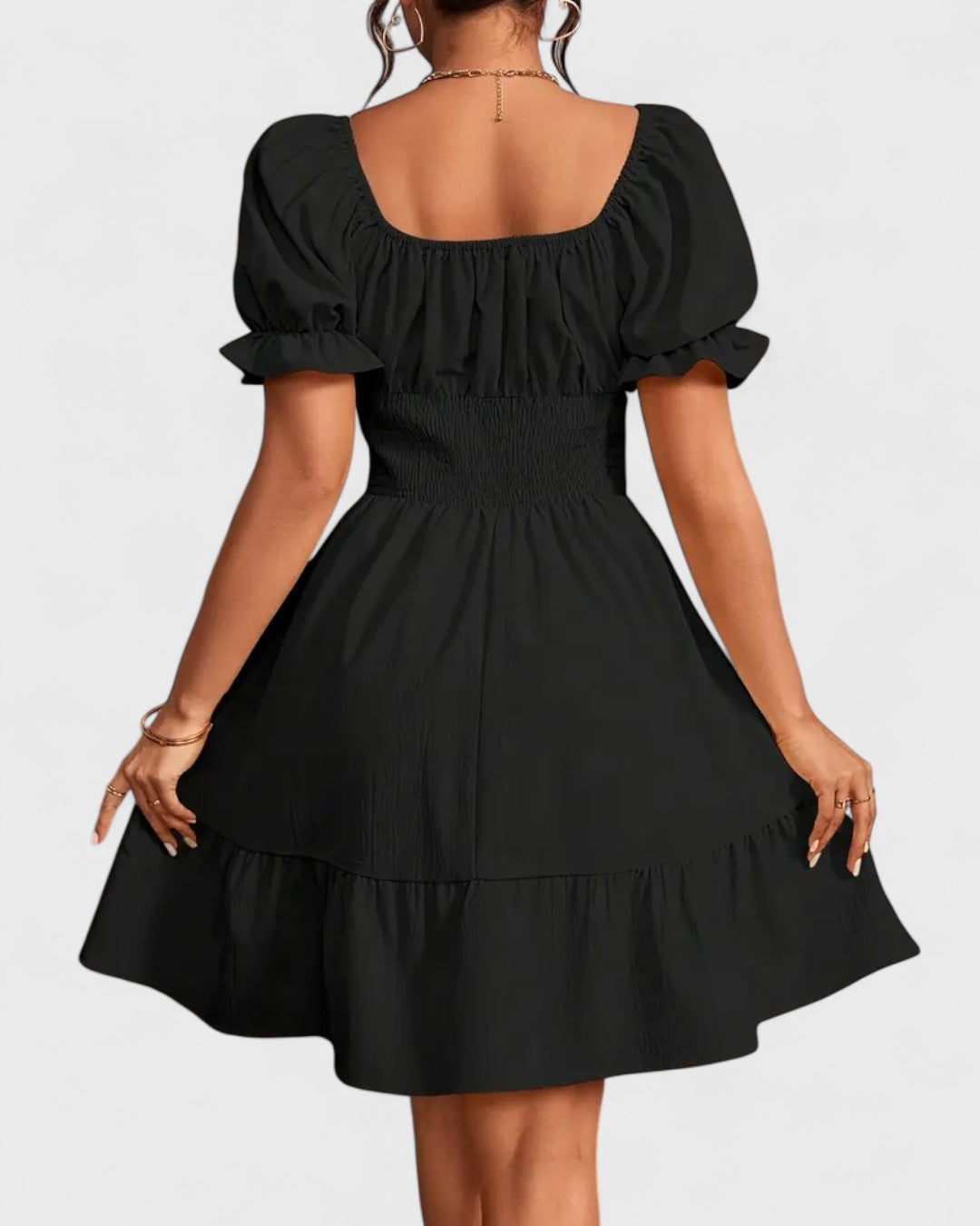 Robe d'été unie à manches bouffantes et ourlet volanté